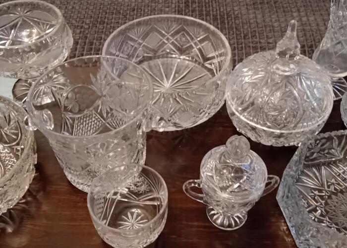 Grajewo ogłoszenia: Sprzedam zestaw kryształów.